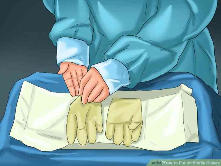 Image intitulée Mettre des Gants Stériles Étape 7